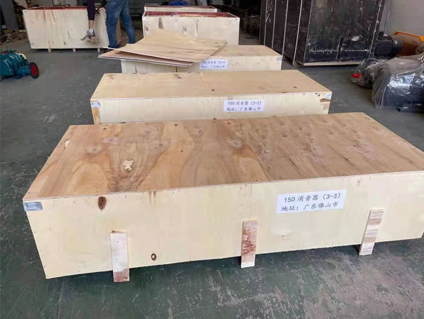開工啦！發(fā)往佛山XQSSR150羅茨鼓風機 30KW4臺(圖2)